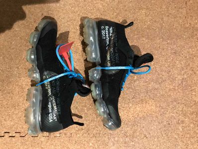 Off-White × Nike Air Vapormax "Black/Total Orange/Clear"