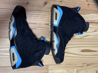 NIKE AIR JORDAN 6 RETRO "UNC"