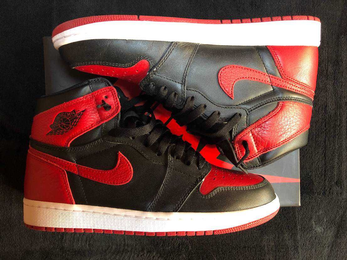 Nike Air Jordan 1 Retro High OG "Bred/Banned" (2016)