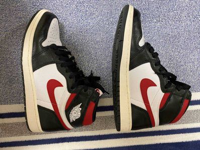 Nike Air Jordan 1 Retro High "Black/White/Sail/Gym Red"