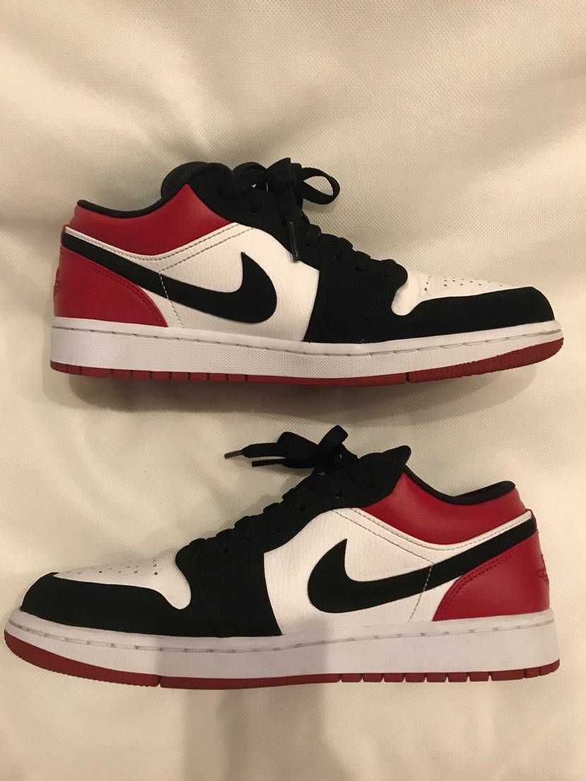 Nike Air Jordan 1 Low "Black Toe"