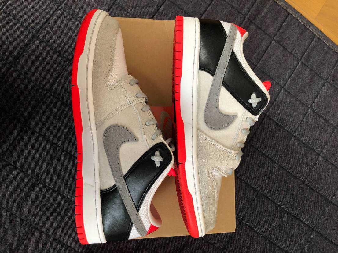 Nike SB Dunk Low "Infrared"