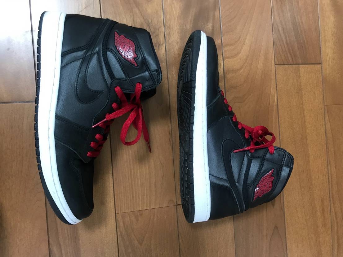 Nike Air Jordan 1 Retro High OG "Black/Metallic Silver/Gym Red"  