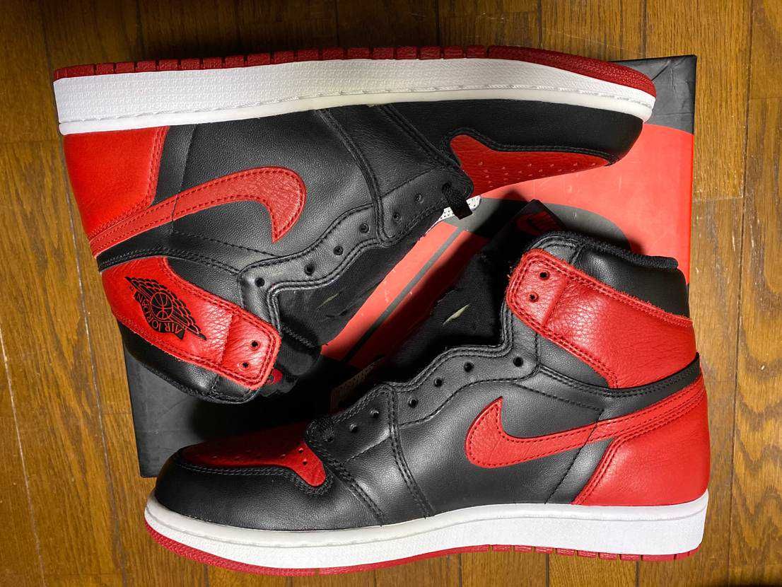 Nike Air Jordan 1 Retro High OG "Bred/Banned" (2016)