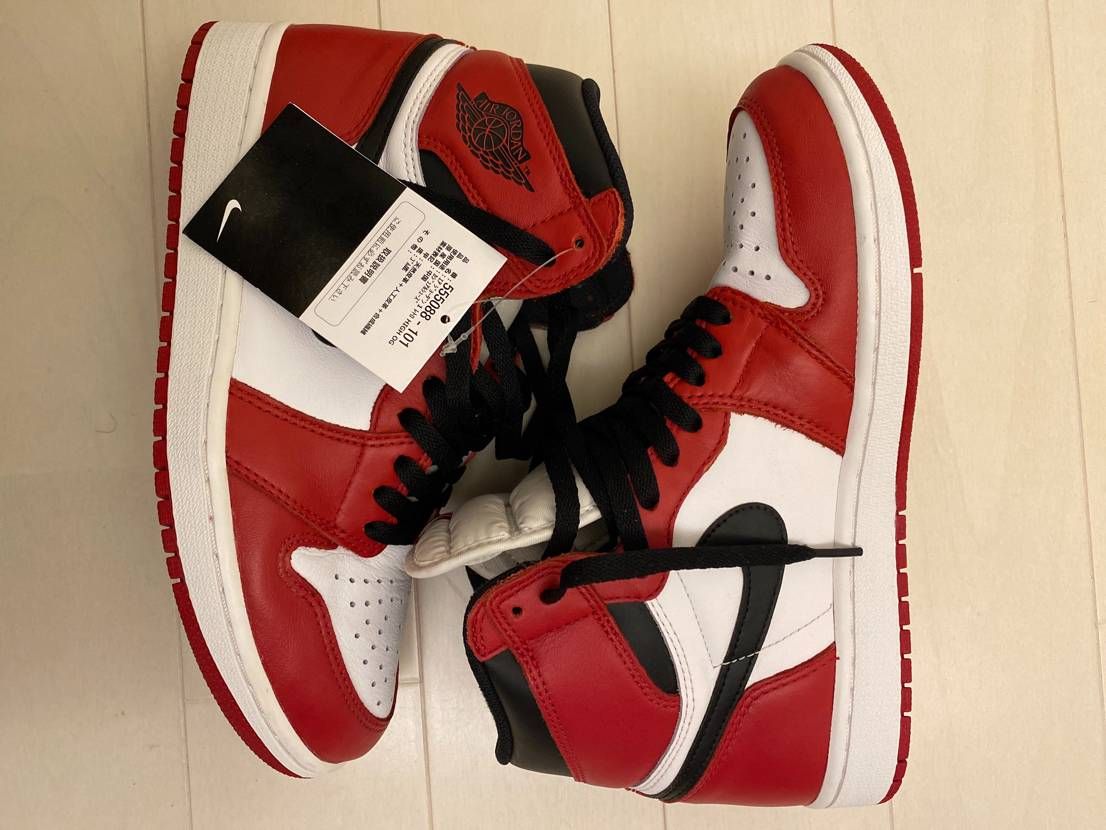 Nike Air Jordan 1 Retro High "Chicago" (2015)