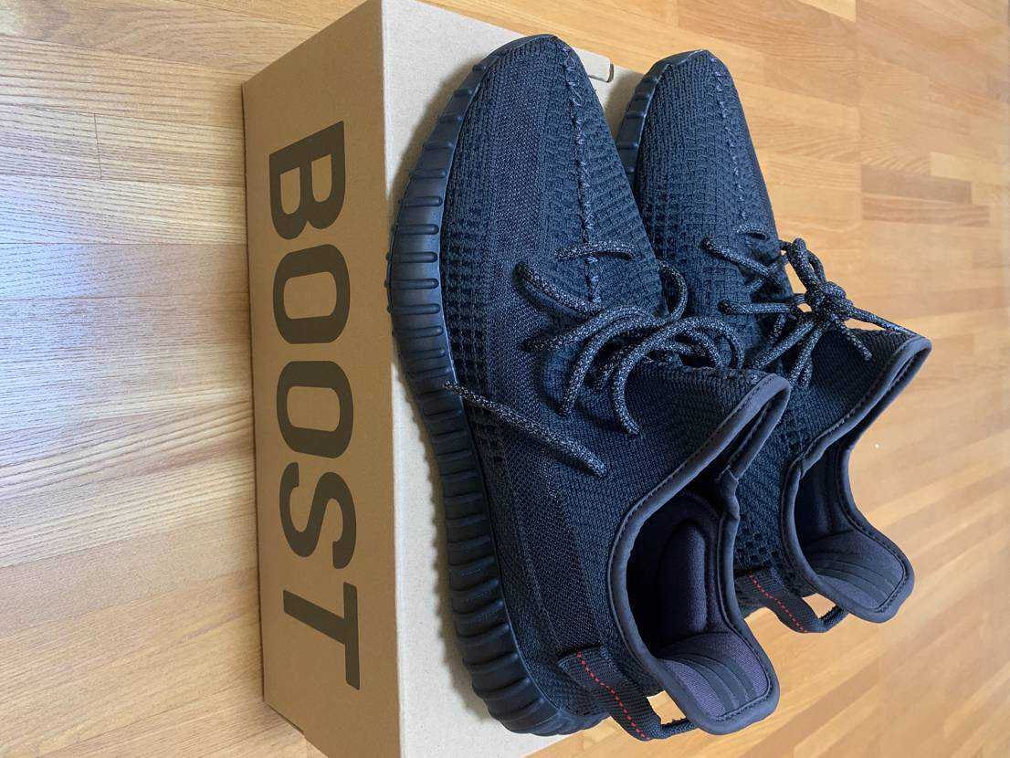 adidas YEEZY Boost 350 V2 "Black"