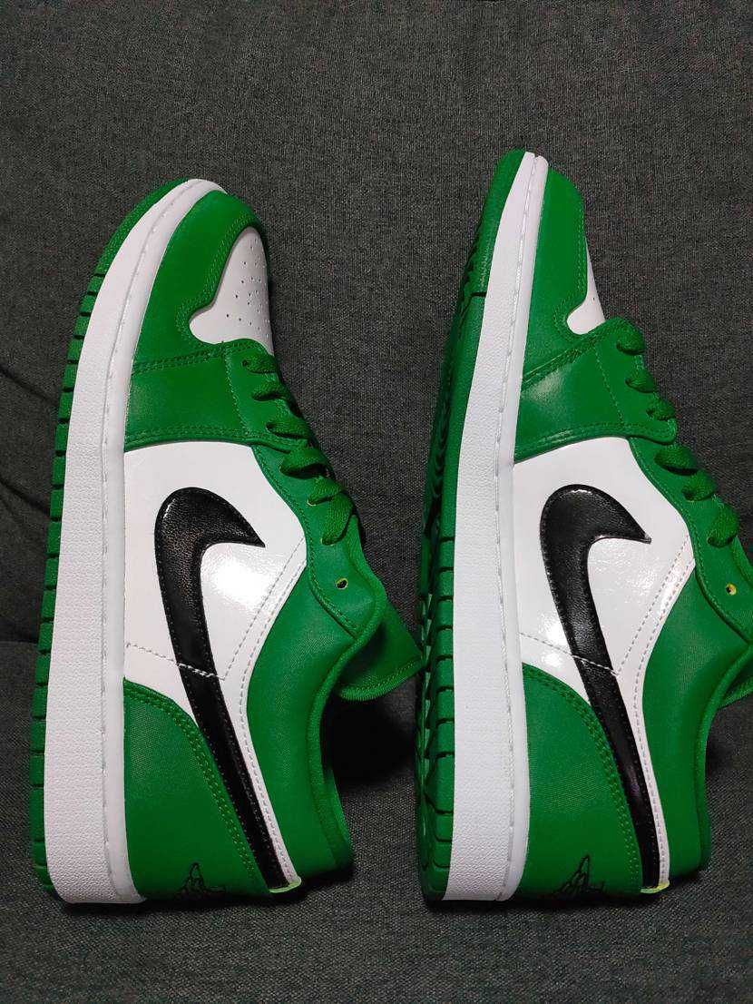 Nike Air Jordan 1 Low "Pine Green/White"