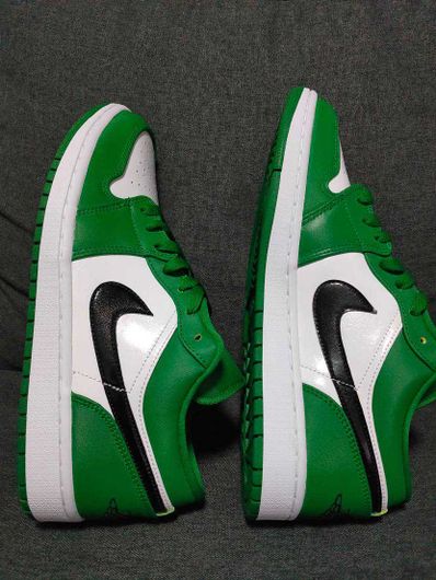 Nike Air Jordan 1 Low "Pine Green/White"