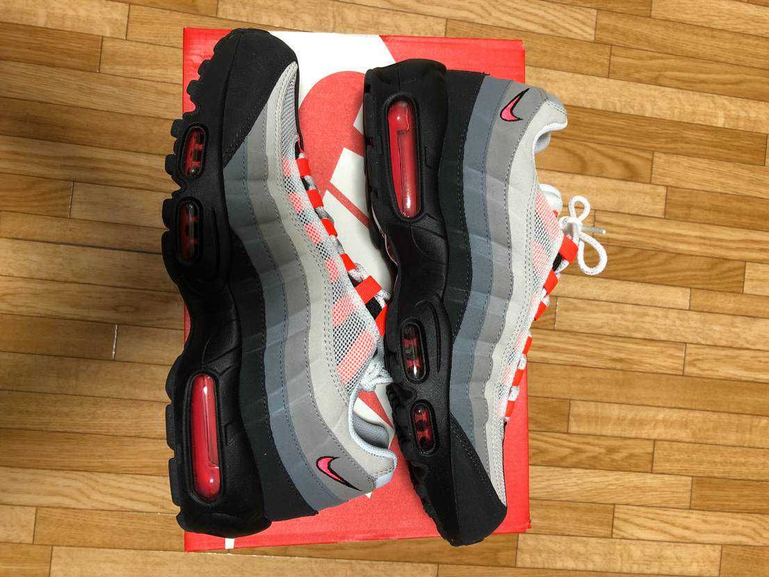 Nike Air Max 95 "White/Solar Red"