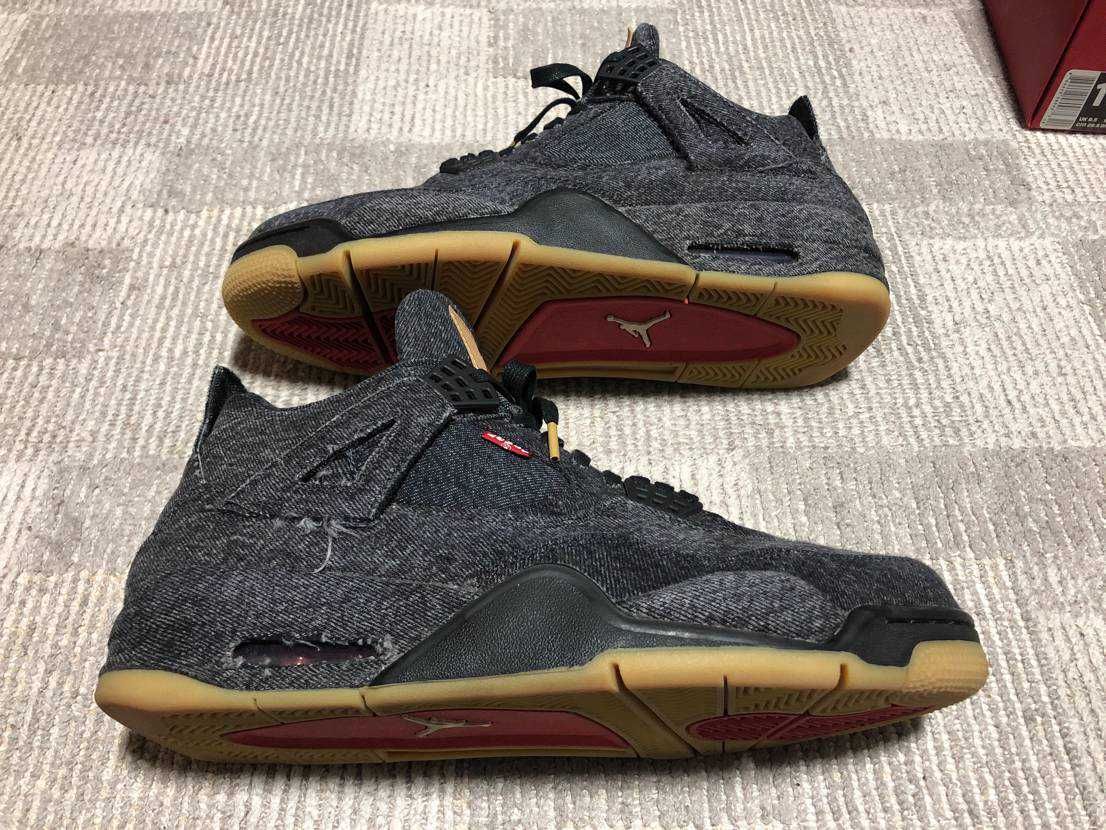 Nike × Levi's Air Jordan 4 "Black Denim" (Tag: LEVIS®)