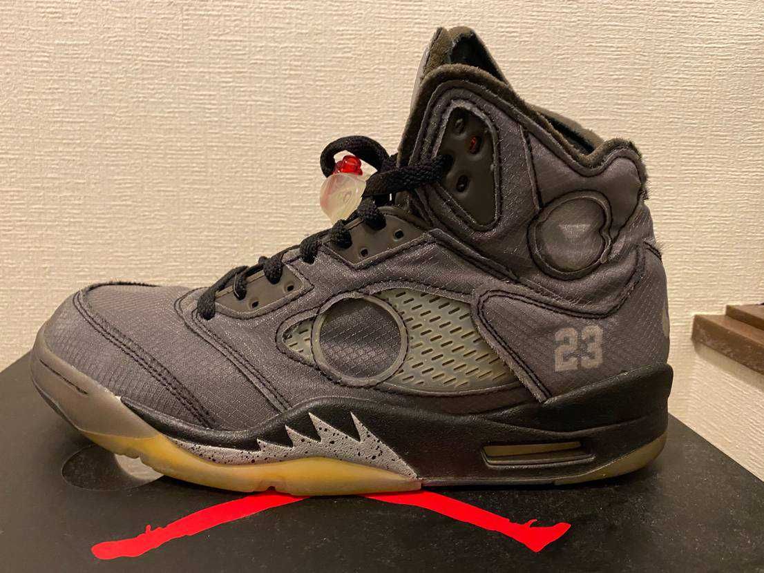 Off-White × Nike Air Jordan 5 "Black/Muslin/Fire Red"