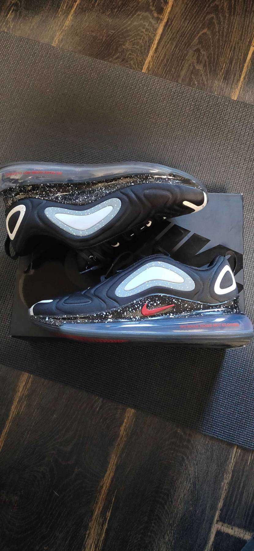 UNDERCOVER × NIKE AIR MAX 720 "BLACK"