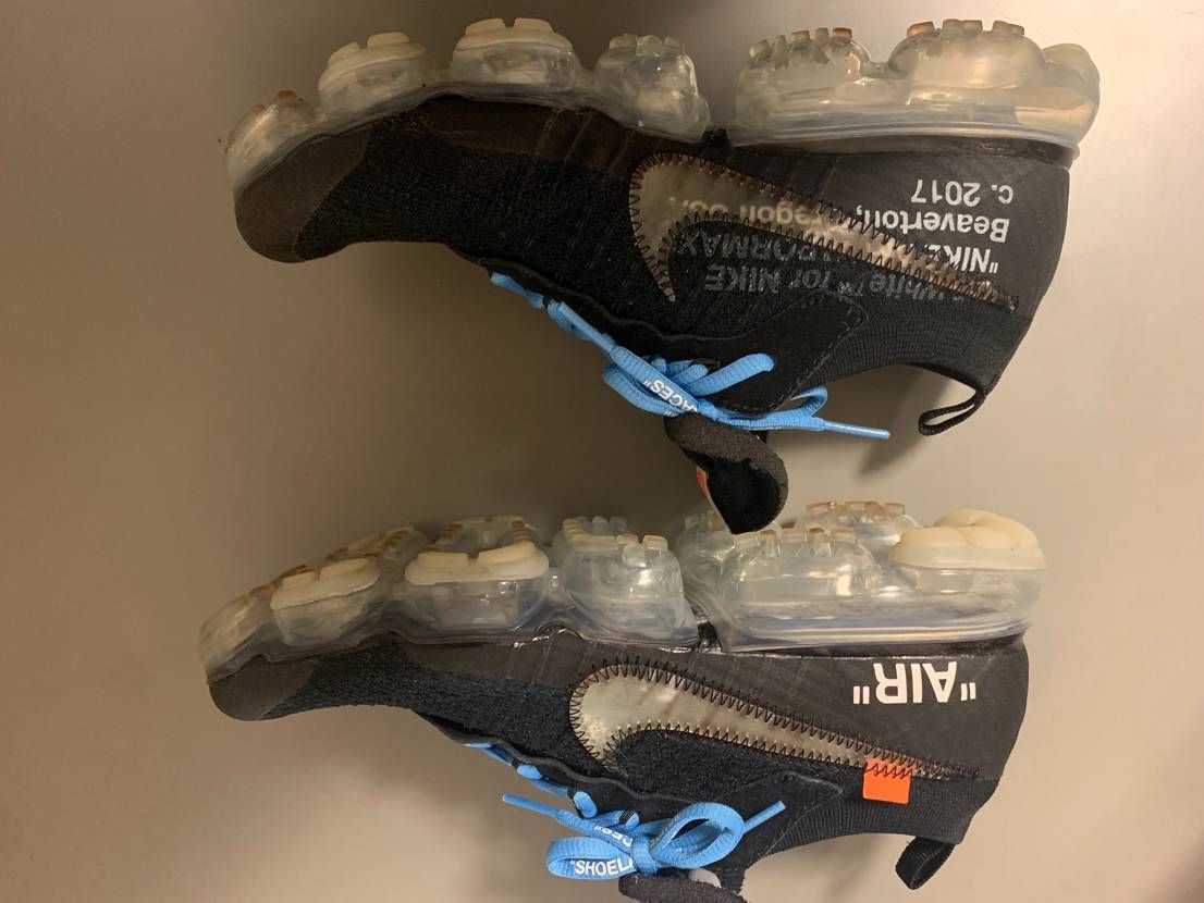 Off-White × Nike Air Vapormax "Black/Total Orange/Clear"