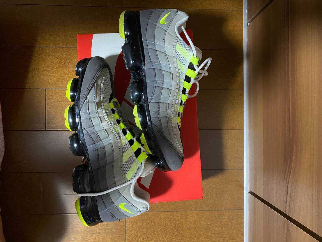 Nike Air Vapormax 95 "Neon"