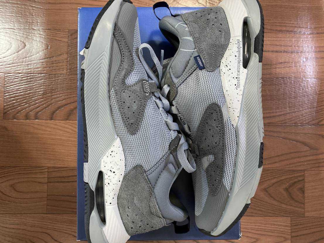 FRAGMENT × JORDAN AIR CADENCE PARTICLE GREY
