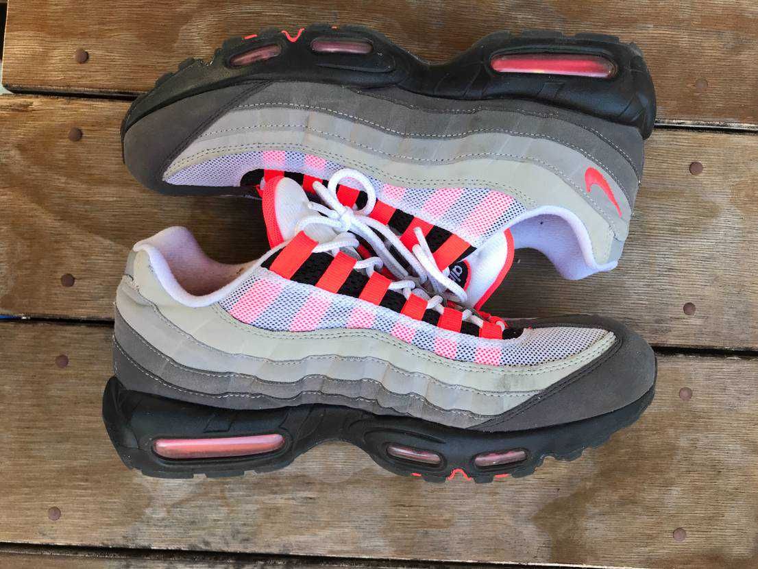 Nike Air Max 95 OG "White/Solar Red"