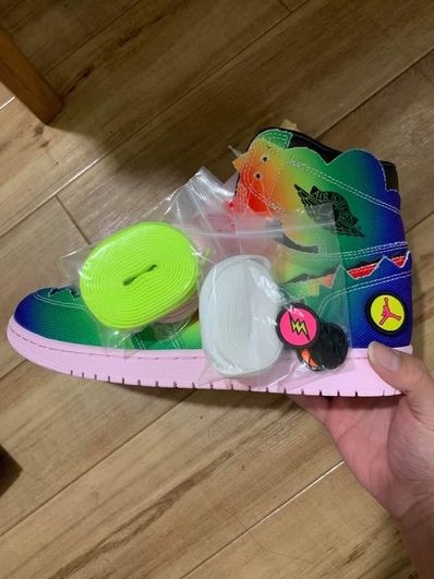 J Balvin × Nike Air Jordan 1 High OG "Rainbow"