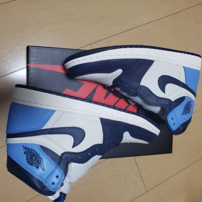 Nike Air Jordan 1 Retro High OG "Obsidian/University Blue"