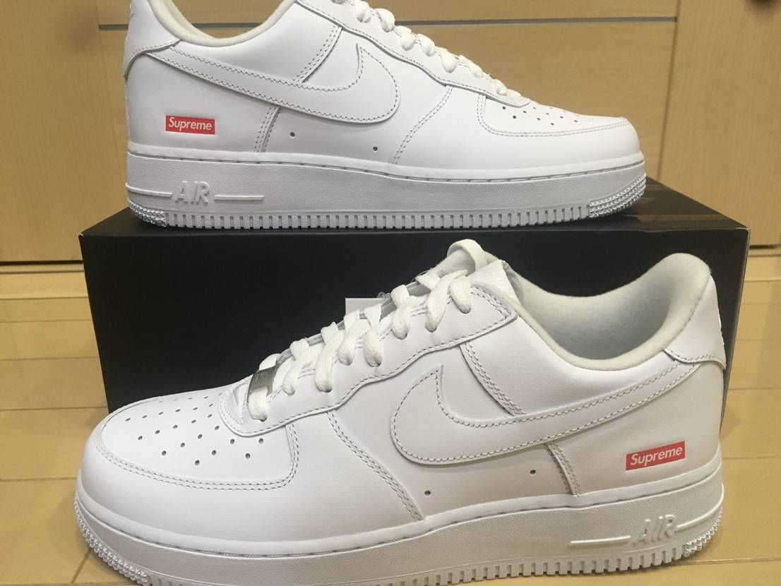Supreme × Nike Air Force 1 Low "White"