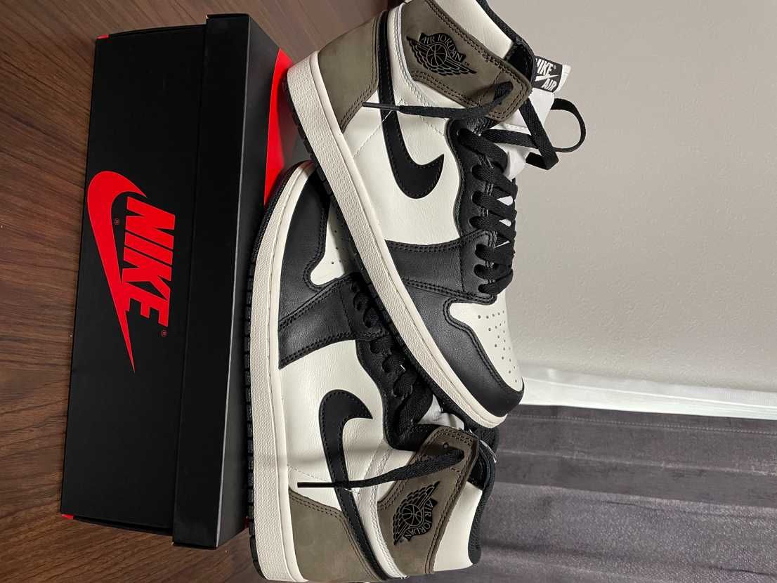 Nike Air Jordan 1 High OG "Sail/Dark Mocha/Black"