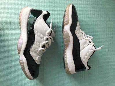 NIKE AIR JORDAN 11 LOW EASTER