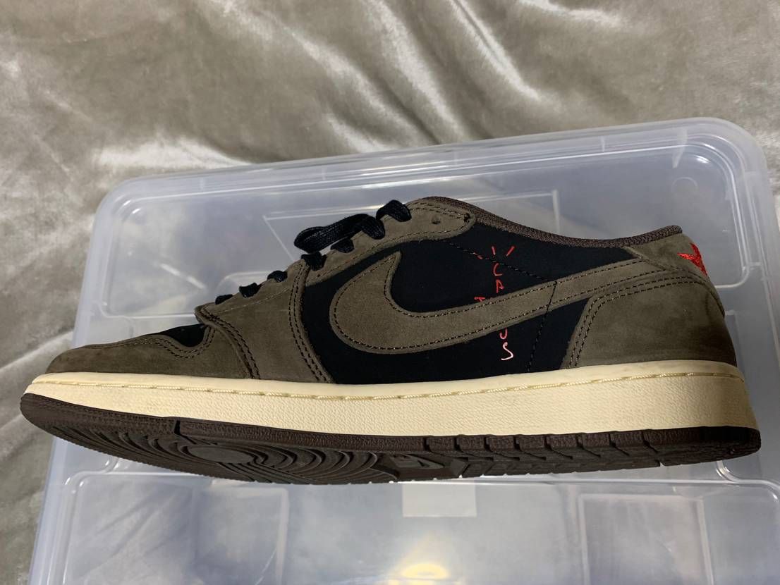 Travis Scott × Nike Air Jordan 1 Low OG SP-T  "Black/Dark Mocha"