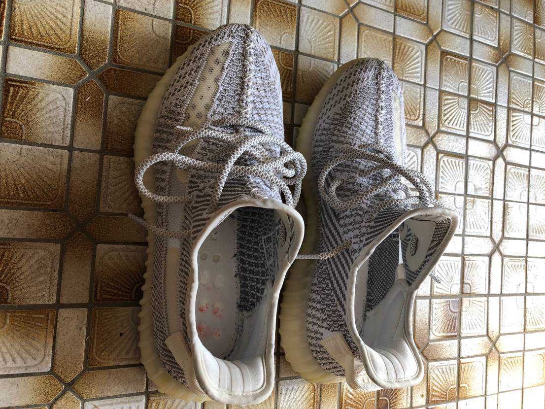 adidas YEEZY Boost 350V2 "Static"