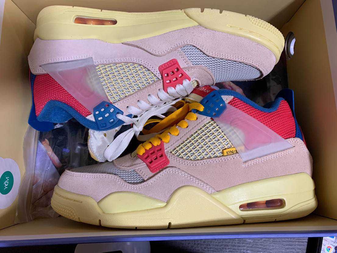 UNION × Nike Air Jordan 4 SP "Guava Ice/Light Fusion Red"