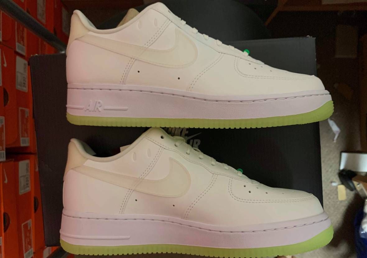 Nike Women's Air Force 1 Low '07 LX "White"