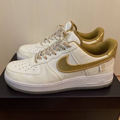 Nike World Wide Pack Air Force 1 KATAKANA "White/Metalic Gold"