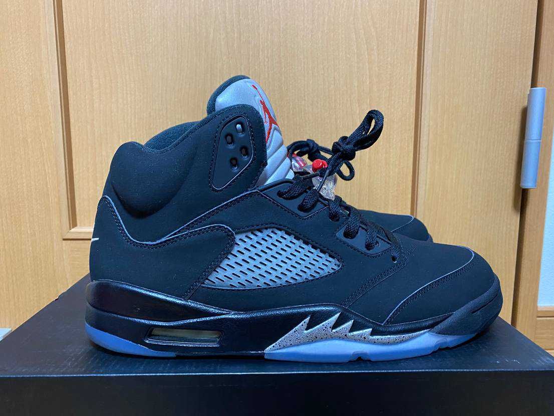 Nike Air Jordan 5 Retro OG "Black/Fire Red/Metallic Silver/White" (2016)