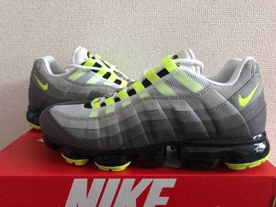 Nike Air Vapormax 95 "Neon"