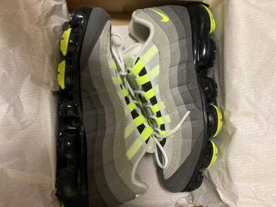 Nike Air Vapormax 95 "Neon"