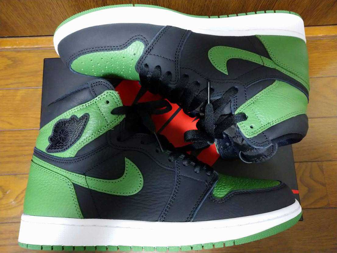 Nike Air Jordan 1 Retro High OG "Black/Pine Green" (2020)