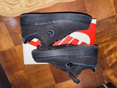 Stussy × Nike Air Force 1 Low "Triple Black"