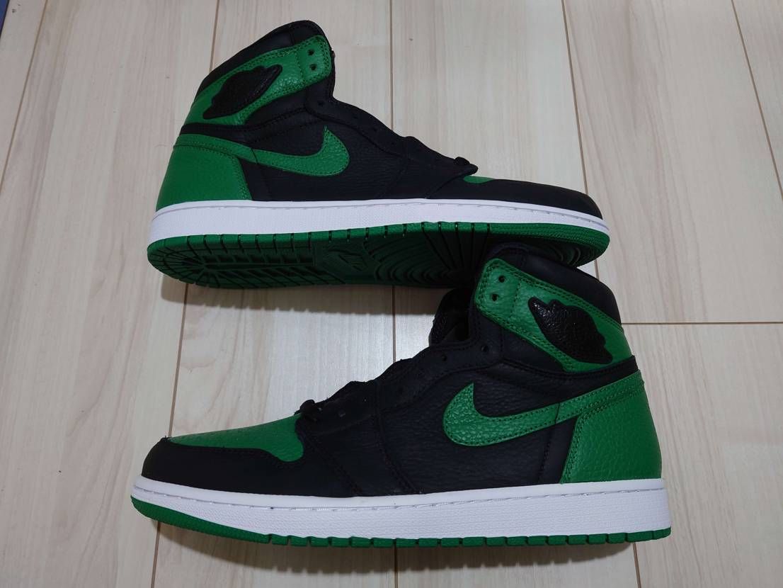 Nike Air Jordan 1 Retro High OG "Black/Pine Green" (2020)