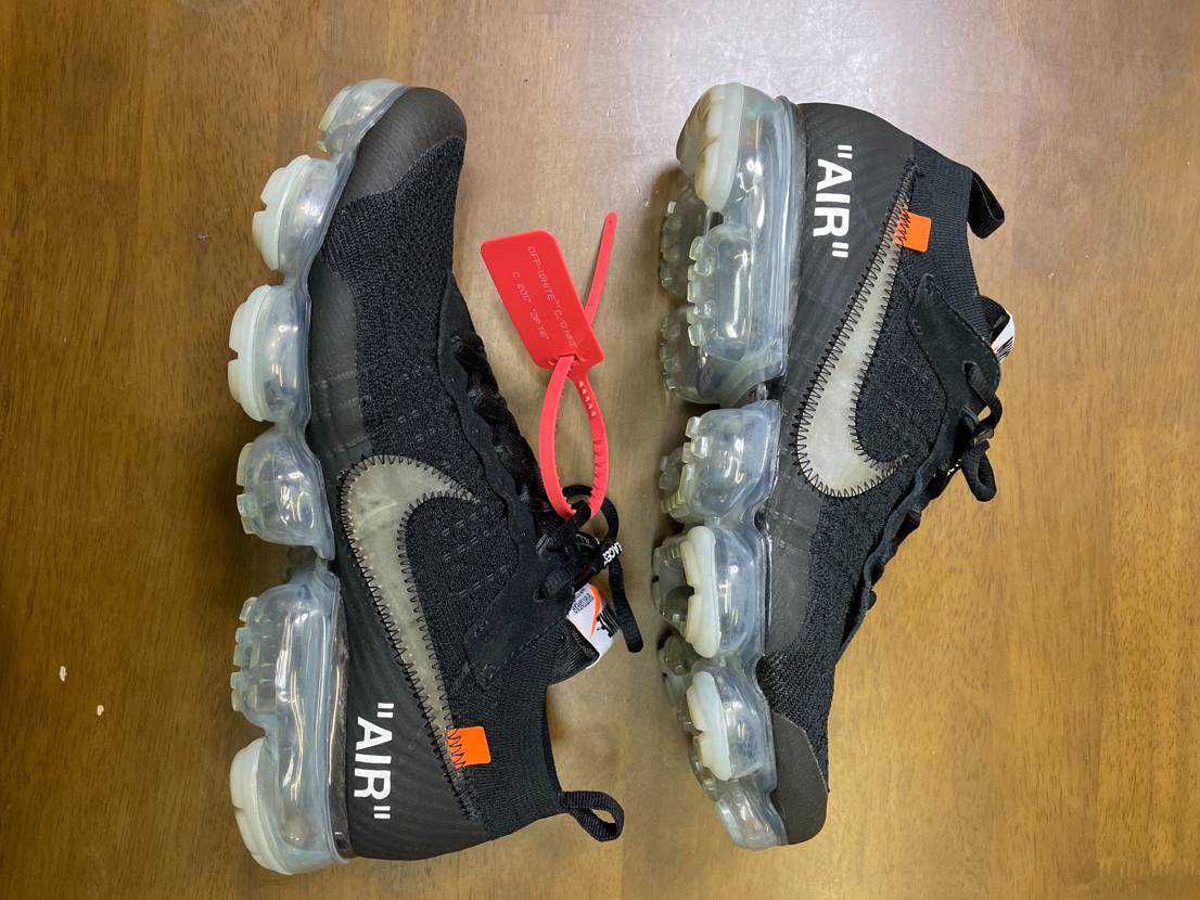 Off-White × Nike Air Vapormax "Black/Total Orange/Clear"