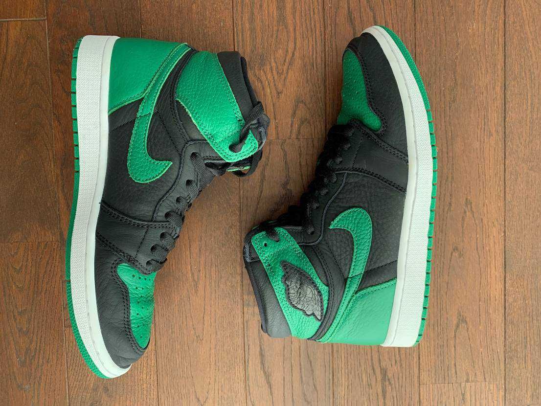 Nike Air Jordan 1 Retro High OG "Black/Pine Green" (2020)
