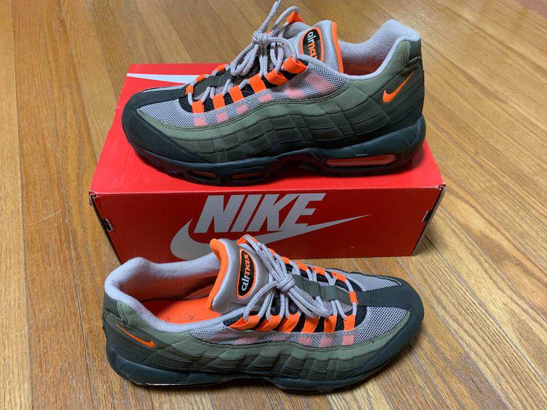 Nike Air Max 95 "String/Total Orange"