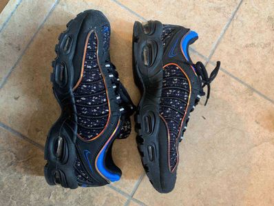 Supreme × Nike Air Max Tailwind 4 "Black"