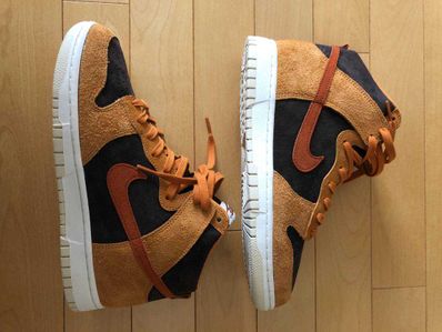 NIKE DUNK HIGH PRM "DARK CURRY"