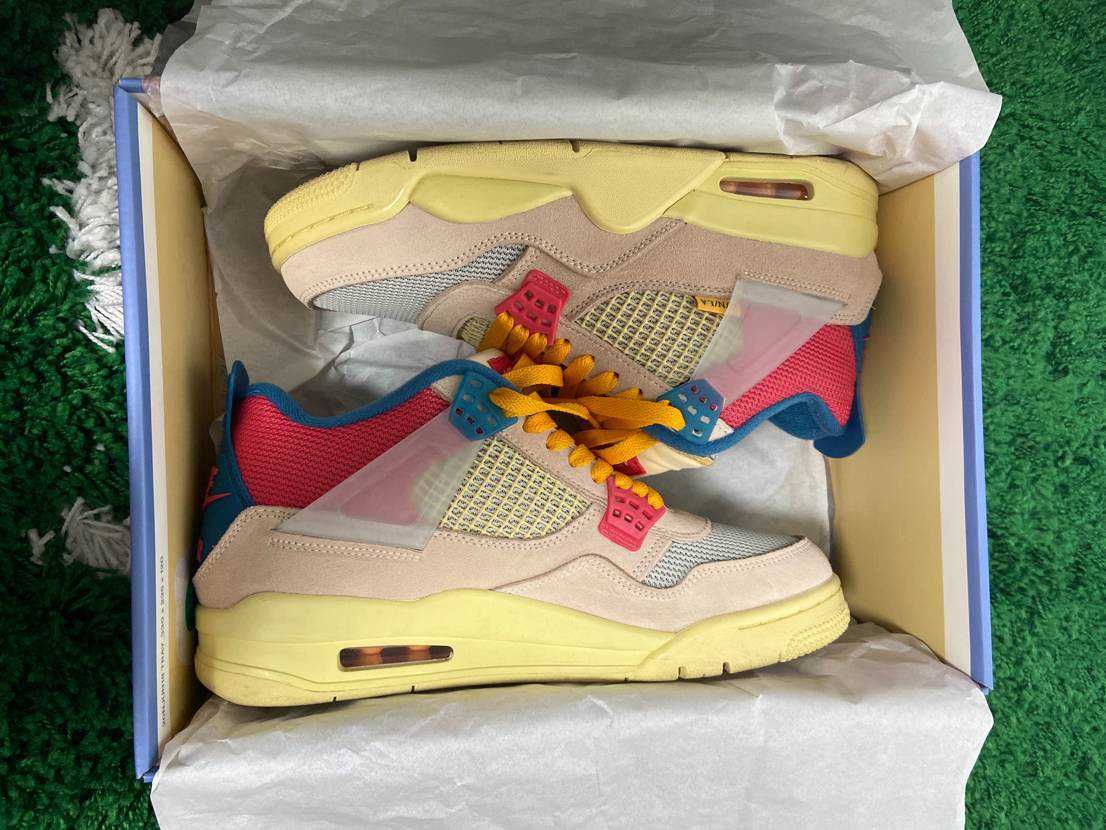 UNION × Nike Air Jordan 4 SP "Guava Ice/Light Fusion Red"