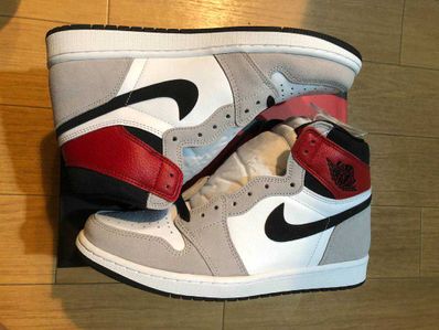Nike Air Jordan 1 High OG "White/Black/Light Smoke Grey"