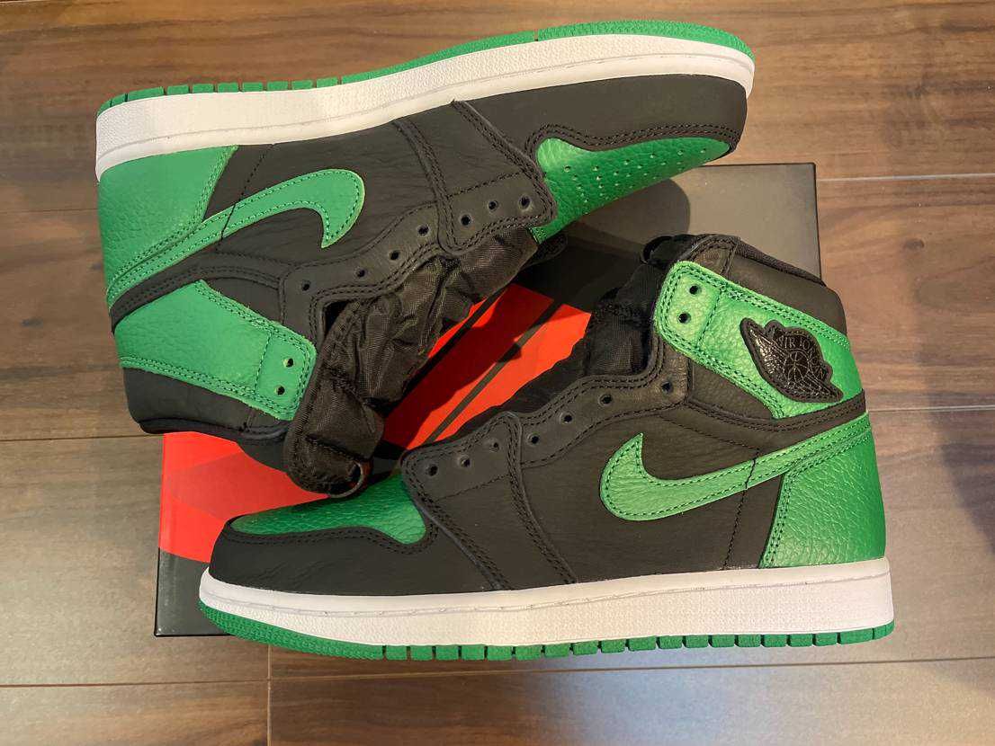 Nike Air Jordan 1 Retro High OG "Black/Pine Green" (2020)      