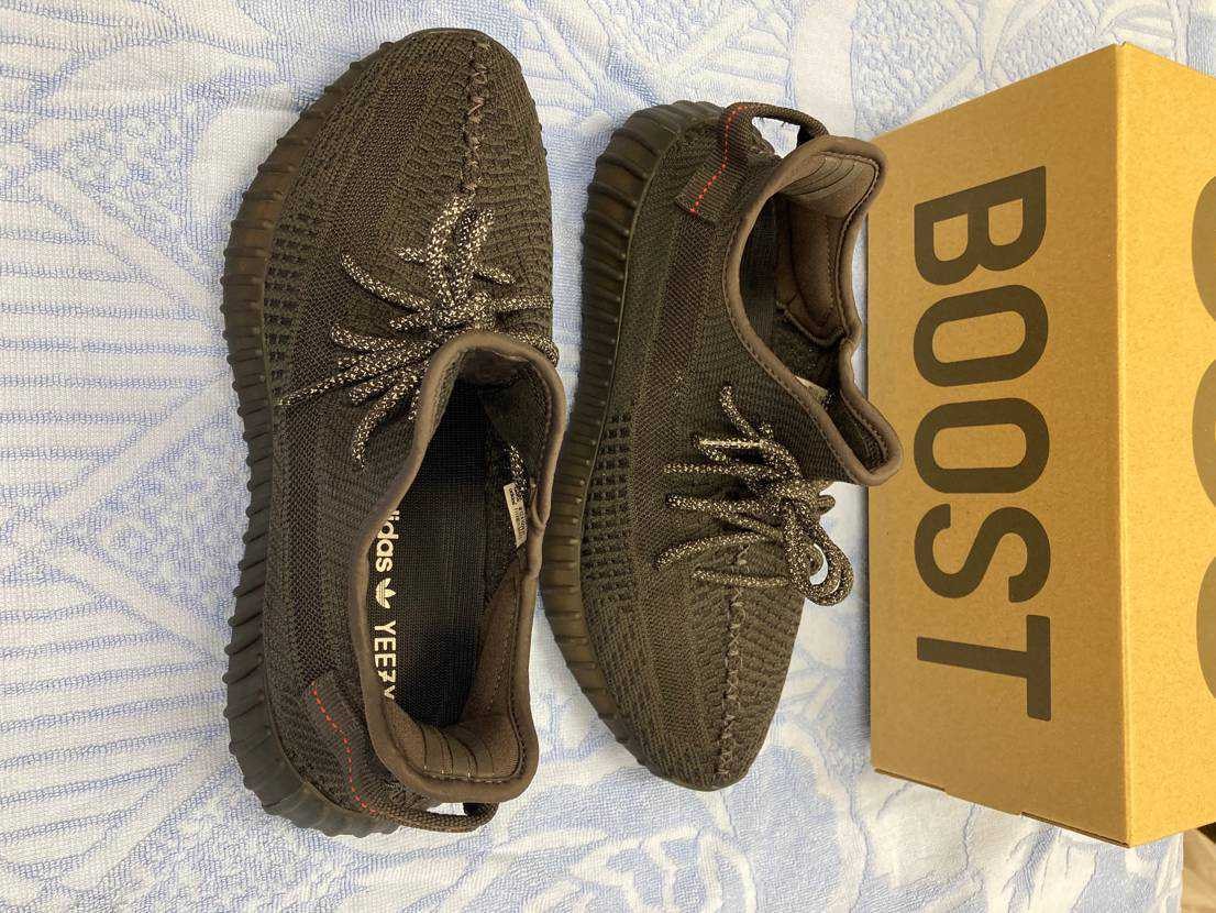 adidas YEEZY Boost 350 V2 "Black"
