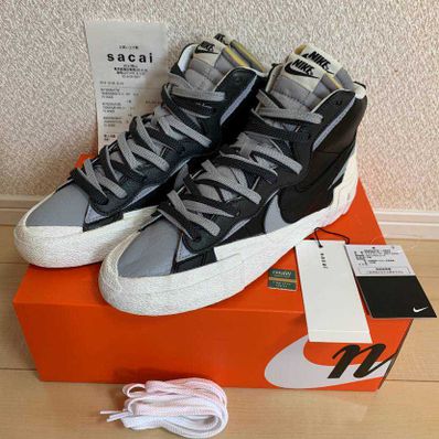 sacai × NIKE BLAZER MID "BLACK/WOLF GREY/WHITE"