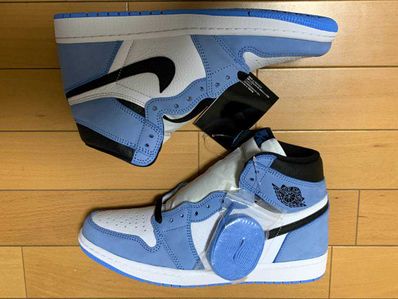 Nike Air Jordan 1 High OG "University Blue"
