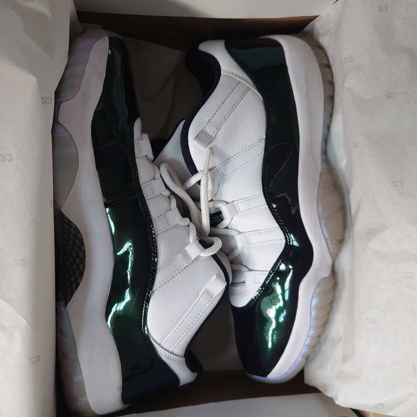 NIKE AIR JORDAN 11 LOW EASTER