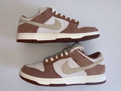 Nike Dunk Low PRM "Medium Curry"