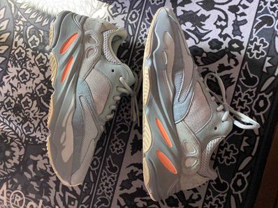 ADIDAS YEEZY BOOST 700 "INERTIA"